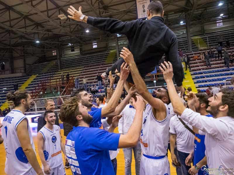 GeVi Cuore Napoli Basket - Simply Vis Nova Roma. Al Palabarbuto bellissima vittoria del Napoli Basket. Foto e dettagli della gara
