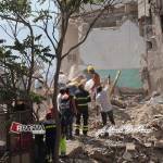 A Torre Annunziata è crollata una palazzina a via Rampa Nunziante. Ecco le foto delle ricerche in condizioni veramente complicate
