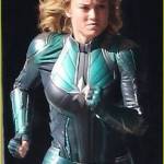Sono state rese pubbliche delle nuove foto provenienti dal set di Captain Marvel, film che uscirà il prossimo 8 marzo nelle sale americane.