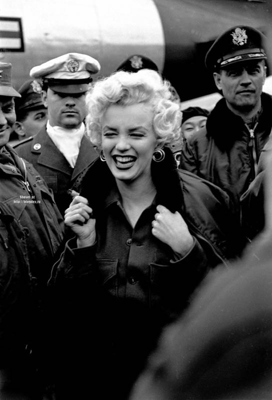 Marilyn Monroe Corea 07