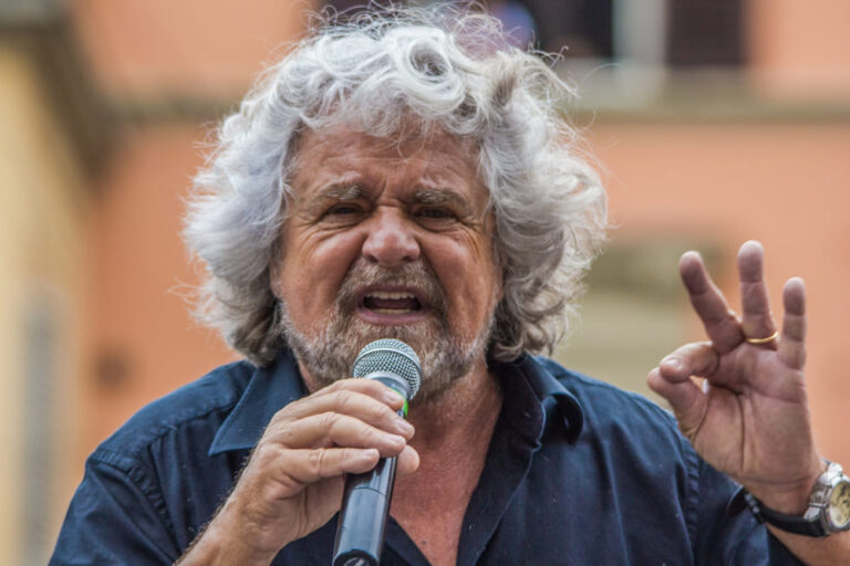 Grillo riconta il movimento