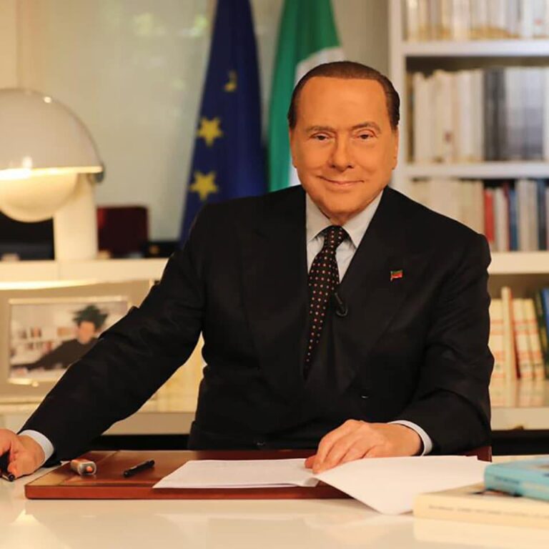 Berlusconi è ancora centrale