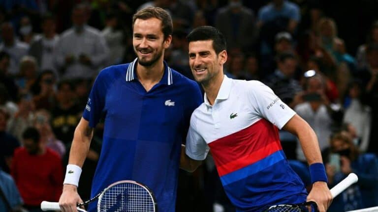 Medvedev diventa il nuovo numero uno: Djokovic si arrende ai quarti di finale a Dubai