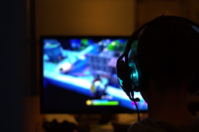 Videogame, spopola il genere dei free-to-play: quali sono i migliori titoli per PC, console e smartphone