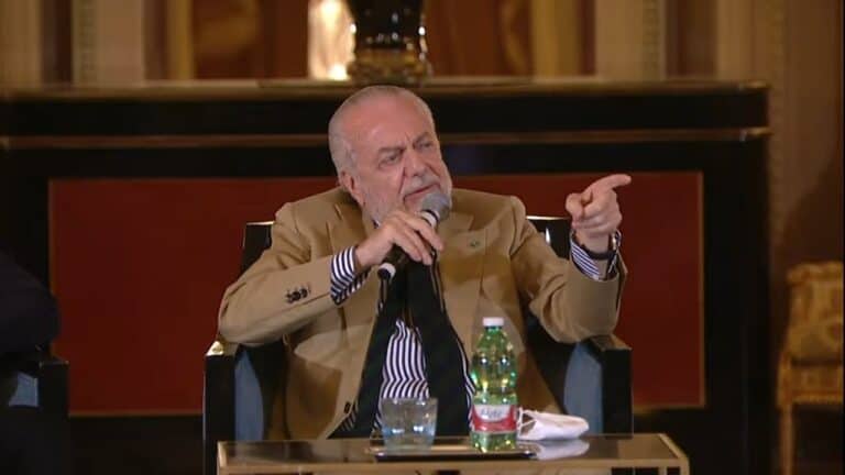 De Laurentiis ai tifosi: “Vessati da mogli, amanti e capouffici si sfogano allo stadio”