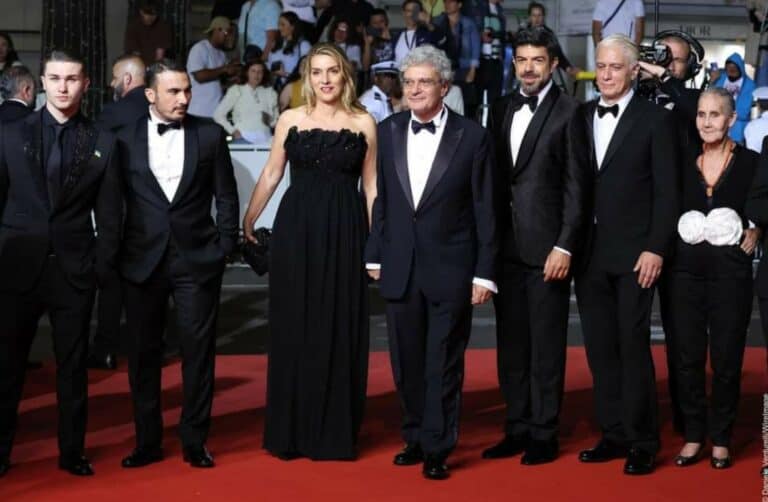 Cannes, nove minuti di applausi per Nostalgia di Mario Martone