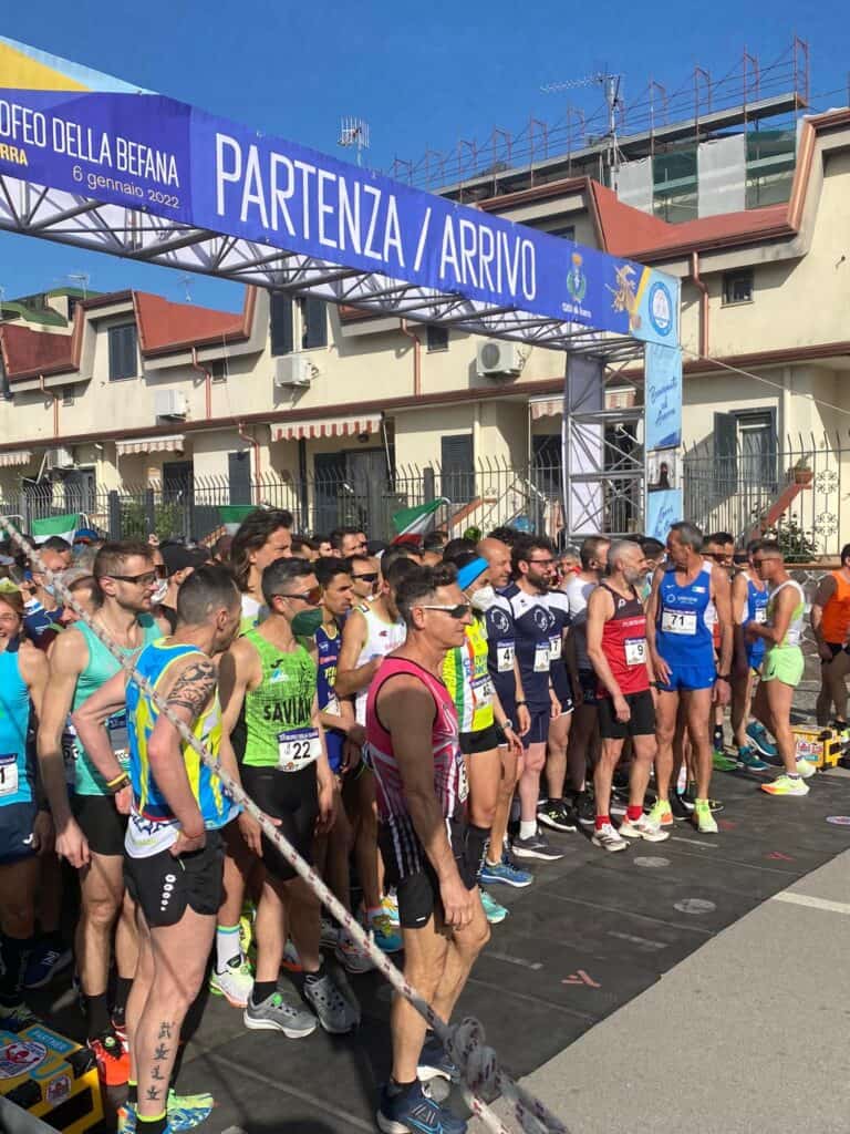 Pasquetta di corsa ad Acerra…con la Befana (video)