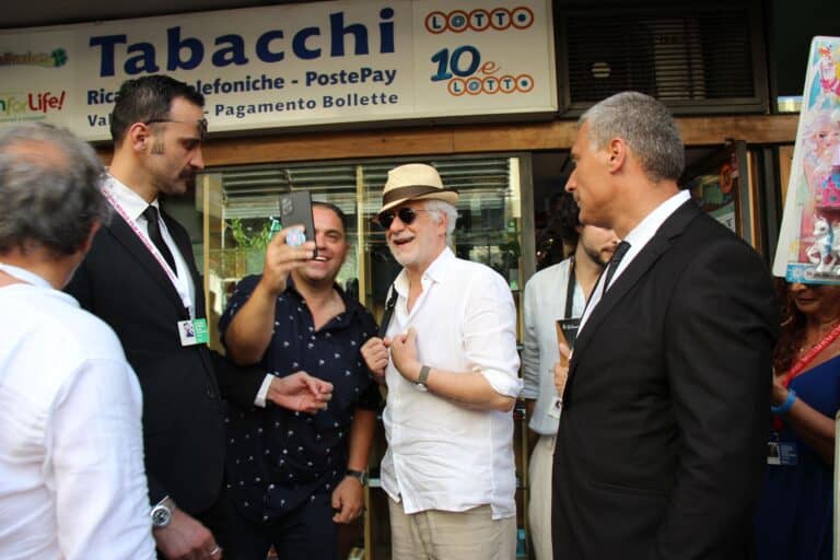 A Vico Equense grande attesa per l’arrivo di Toni Servillo