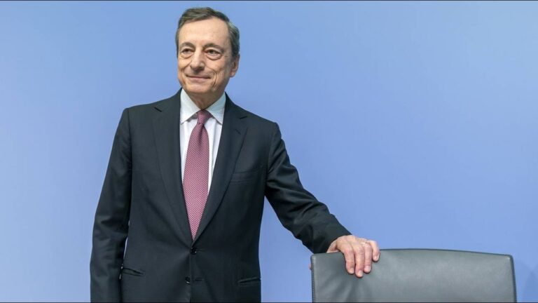 Draghi si è dimesso: nel pomeriggio Mattarella incontra Casellati e Fico