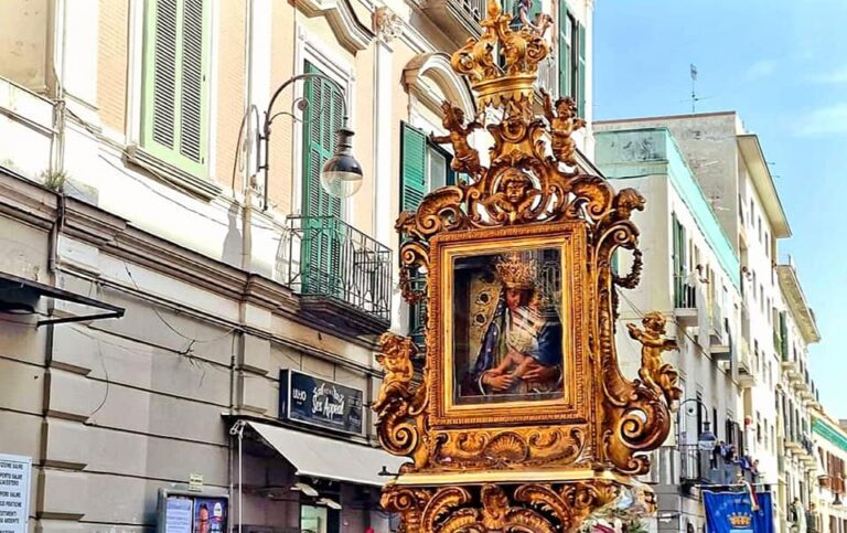 22 Ottobre: Madonna della Neve, grande festa a Torre Annunziata