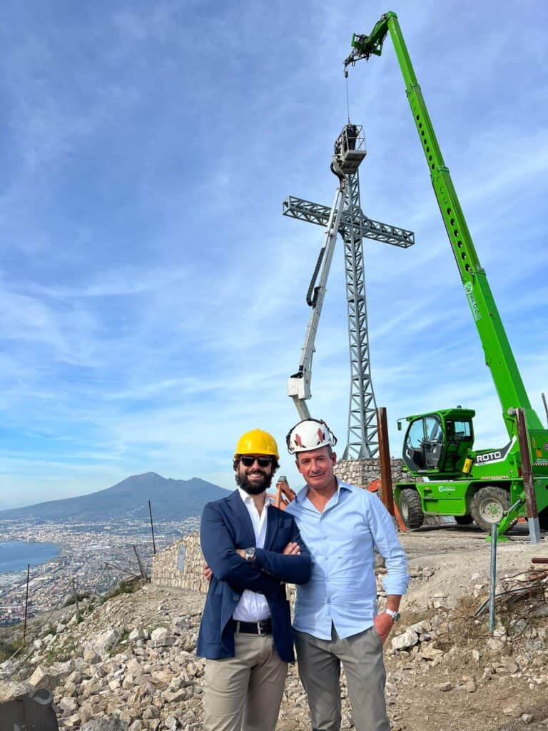 Pimonte, sul monte Pendolo una Nuova Croce