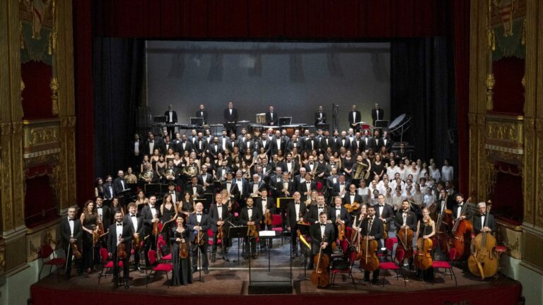 Capodanno a Pompei, brindisi al 2023 con l’Orchestra Filarmonica del Teatro “Verdi” di Salerno