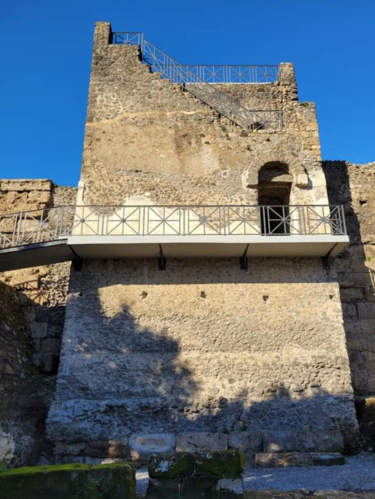 Pompei, riaperta al pubblico la Torre di Mercurio