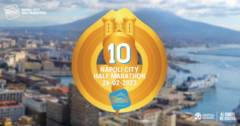 Napoli, presentata la medaglia della Napoli City Half Marathon 2023