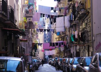 Visita i Quartieri Spagnoli a Napoli e scopri la vera città partenopea