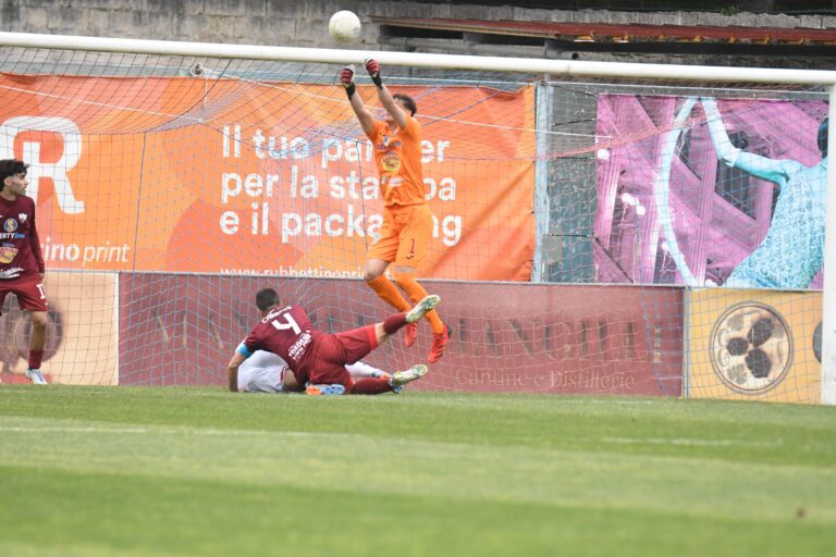 Vibonese-Trapani 1-1: Szymanowski illude, Mascari salva. Calabresi fuori dai playoff