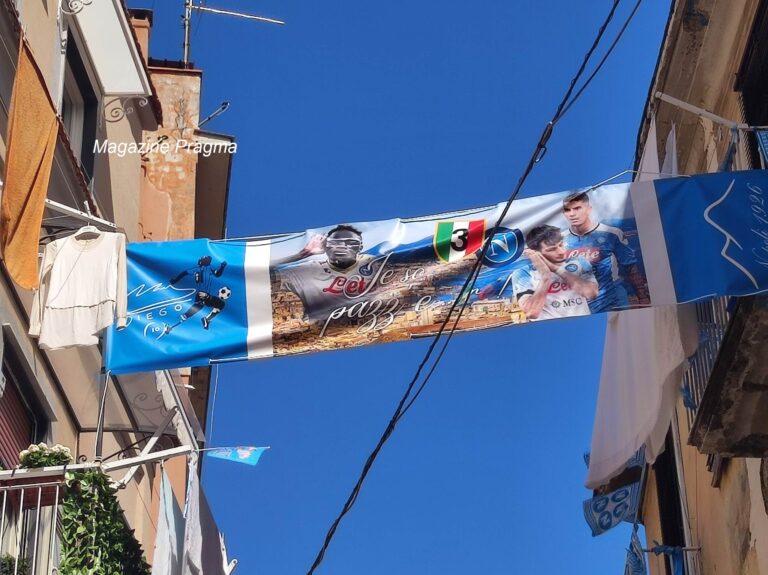 Castellammare si colora di azzurro