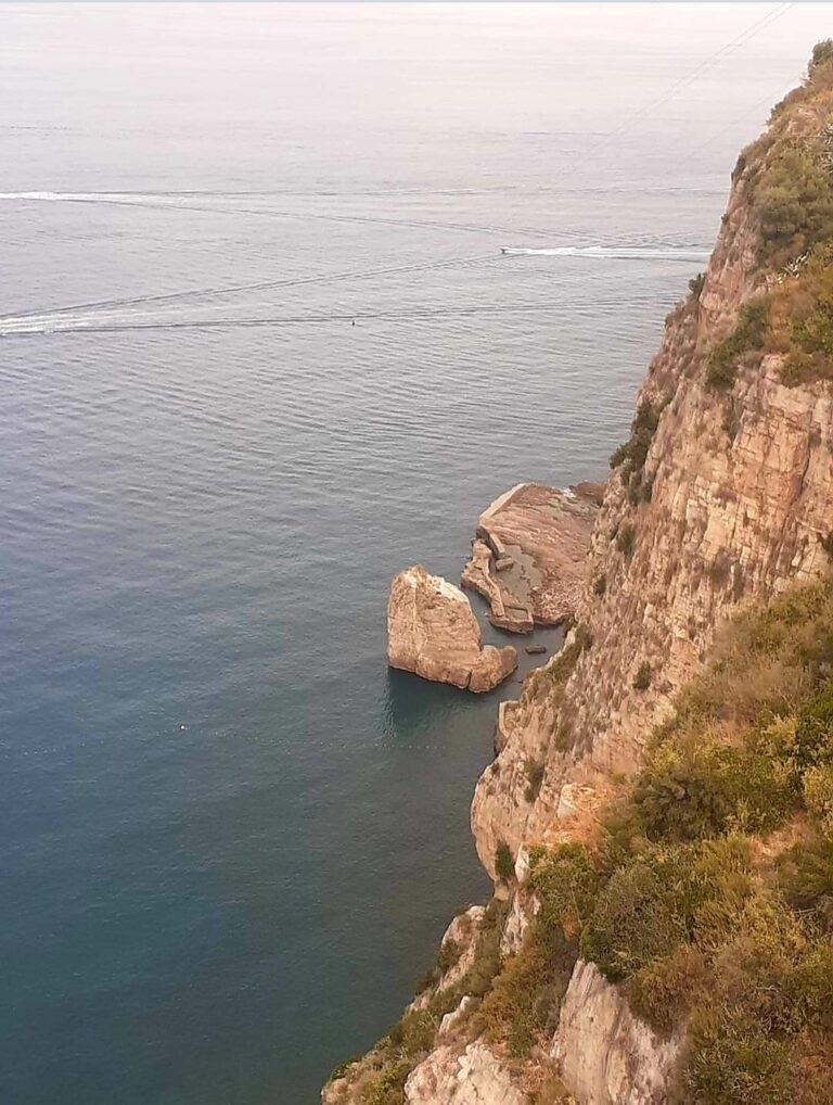 Punta Scutolo, quel tratto di mare chiamato Guarracinale