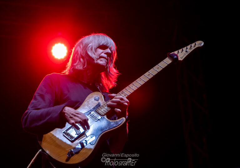 Penultimo concerto del Pomigliano Jazz Festival 2023 con Mike Stern