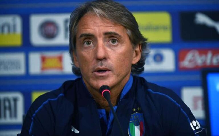 Mancini in conferenza stampa