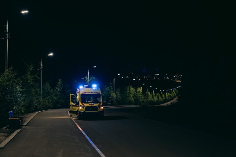 Parma, operaio muore travolto da un camion in manovra