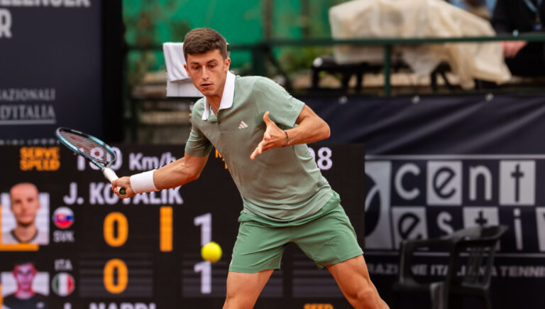 Tennis Napoli Cup Atp 125, day 3 sedicesimi di finale ed esordio di Luca Nardi