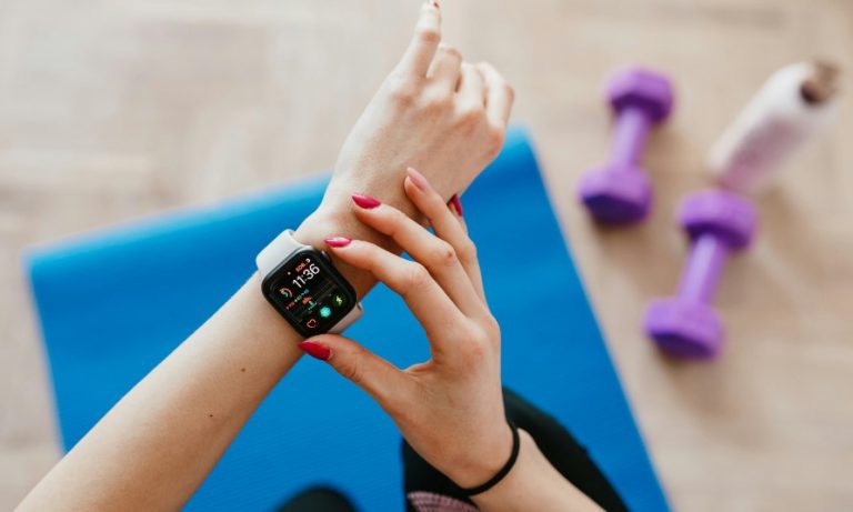 Dispositivi indossabili wearable 2024: monitoraggio della salute e del fitness