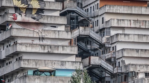 Scampia, grossa operazione antidroga, scoperto un vero e proprio laboratorio in una villetta