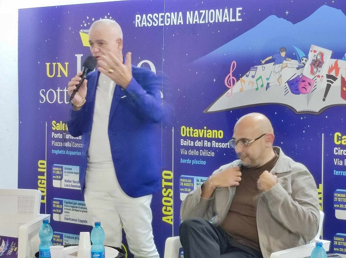 Giuseppe Esposito parla in occasione della rassegna “Un libro sotto le stelle”