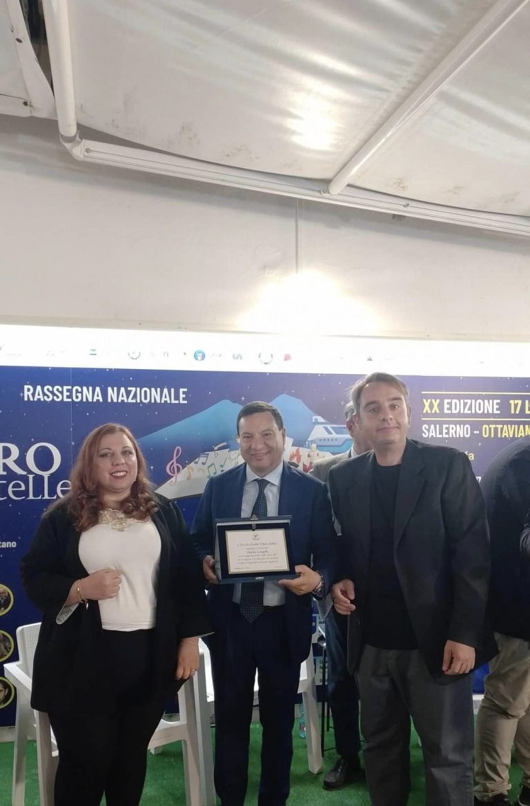 Il Presidente Andrea Langella è stato premiato dal Circolo Velico Stabia