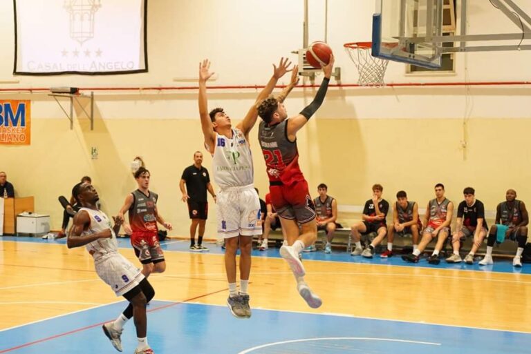 Angri Pallacanestro vittoria in trasferta