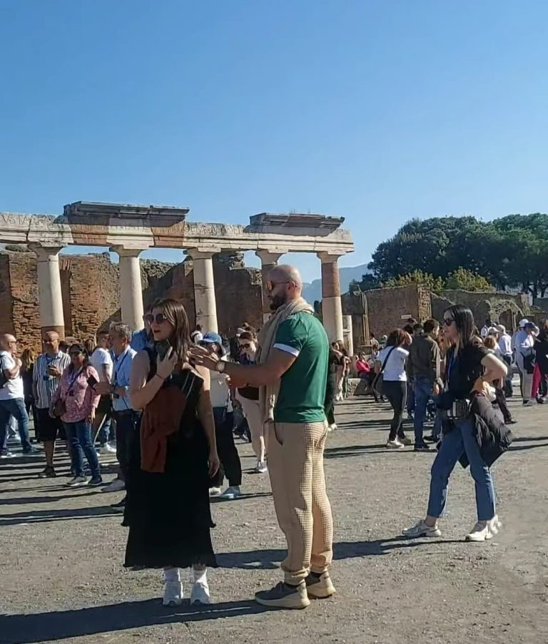 Pompei, boom di visitatori per la Domenica al Museo, il Parco Archeologico supera i 25mila ingressi