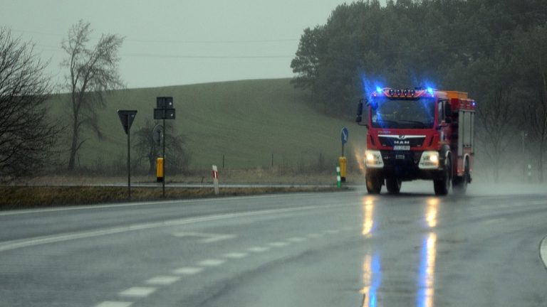 Napoli, incendio all’Arenella ha reso necessario l’intervento dei pompieri, si indaga