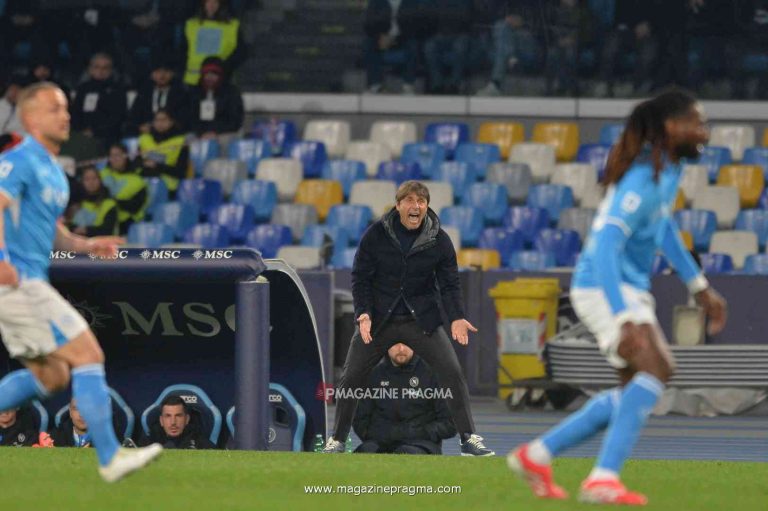 Calciomercato Napoli, azzurri alla ricerca del nuovo bomber: trattative aperte per due bomber