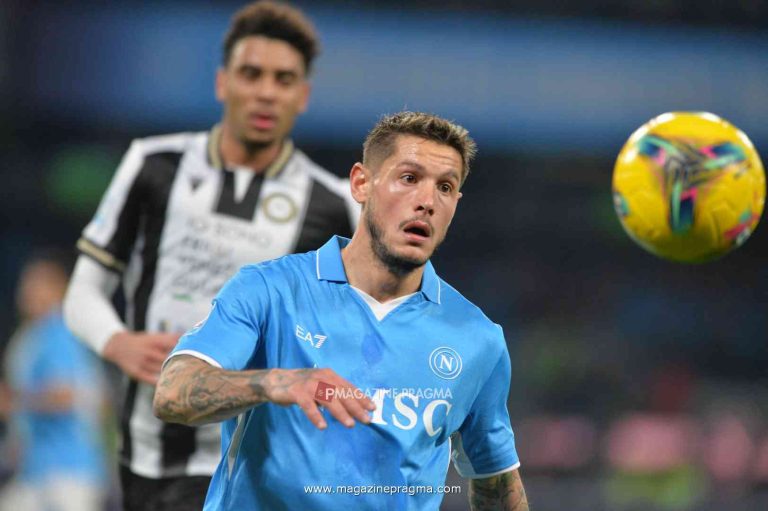 Calciomercato Napoli: si pensa ad inserire Mazzocchi in uno scambio per il laterale del Bologna