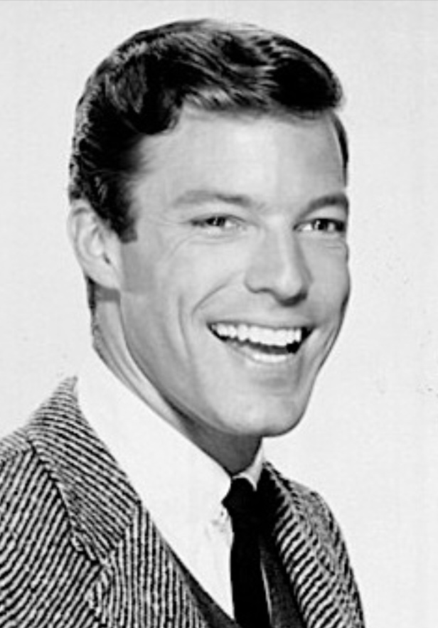 Addio a Richard Chamberlain, indimenticabile Padre Ralph