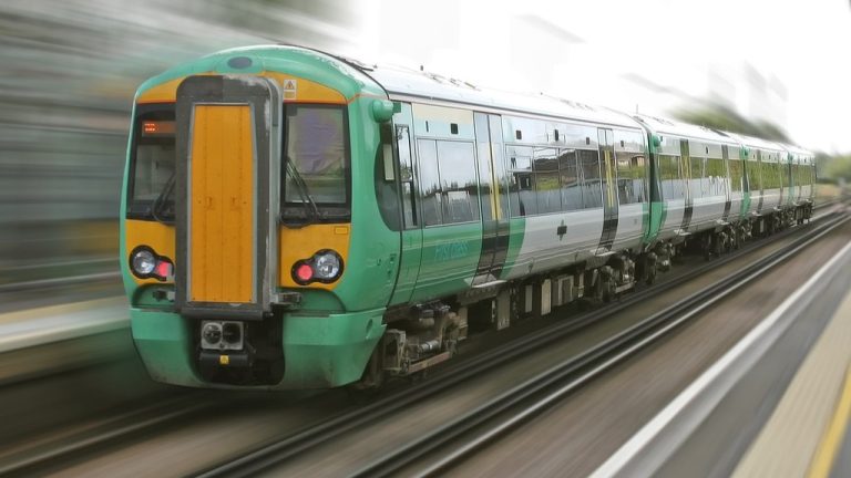 Napoli, sciopero dell’Anm il 30 marzo, disagi sui trasporti previsti per 4 ore