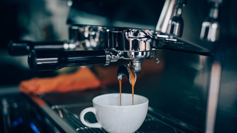 Macchine per caffè: tipologie e consigli per una scelta duratura nel tempo
