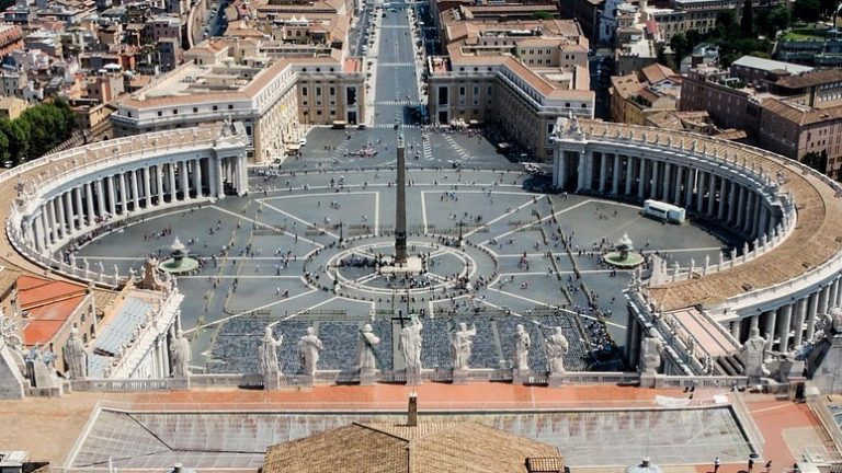 Nel giorno della Supplica alla Madonna c’è Papa Leone XIV e viene dagli Stati Uniti