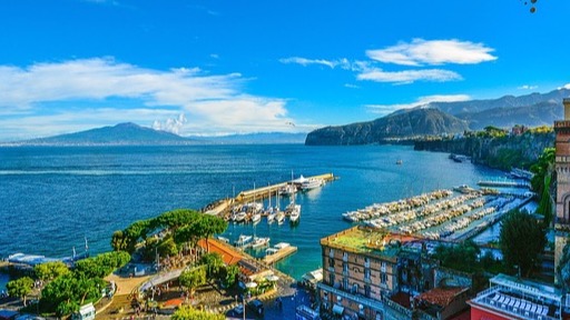 Sorrento ottiene la Bandiera Blu per l’ottavo anno: cerimonia il 27 giugno