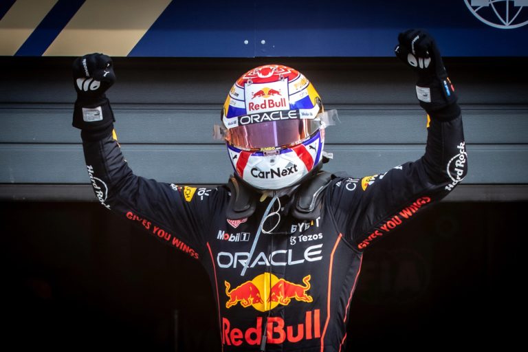 F1: Dominio Verstappen nella sprint del Belgio