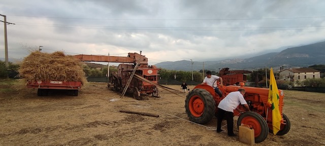 Festa della Civiltà Contadina e della Trebbiatura: a Roccadaspide si celebra la memoria rurale
