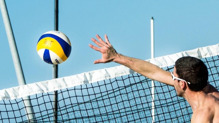 Nuova area attrezzata sul lungomare: continua l’impegno per lo sport gratuito a Napoli