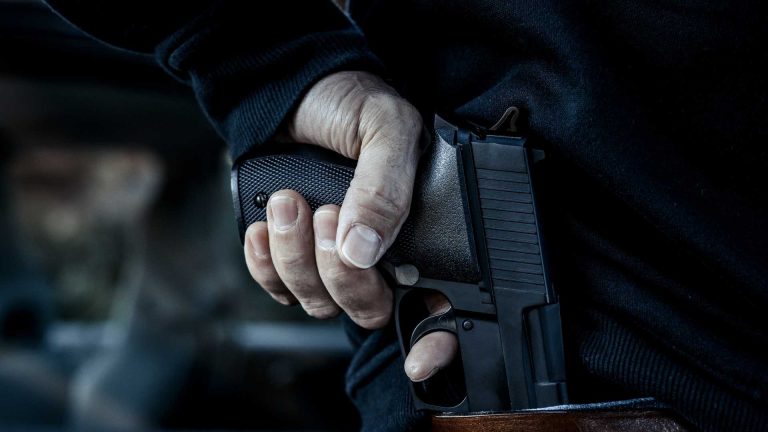 Torre del Greco, notte di paura tra colpi d’arma da fuoco e indagini in corso