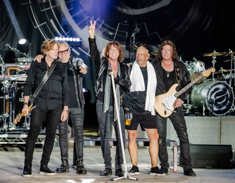 Lo storico gruppo scandinavo degli Europe chiude il tour 2025 all’ Arena Flegrea di Napoli.