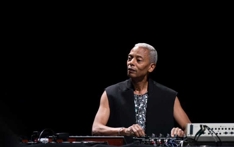 Jeff Mills torna a esibirsi a Napoli  alla ex Base Nato di Bagnoli