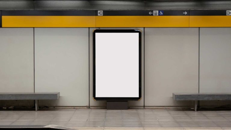 Modifiche alla circolazione della Metro Linea 2 di Napoli: orari, date e bus sostitutivi Trenitalia