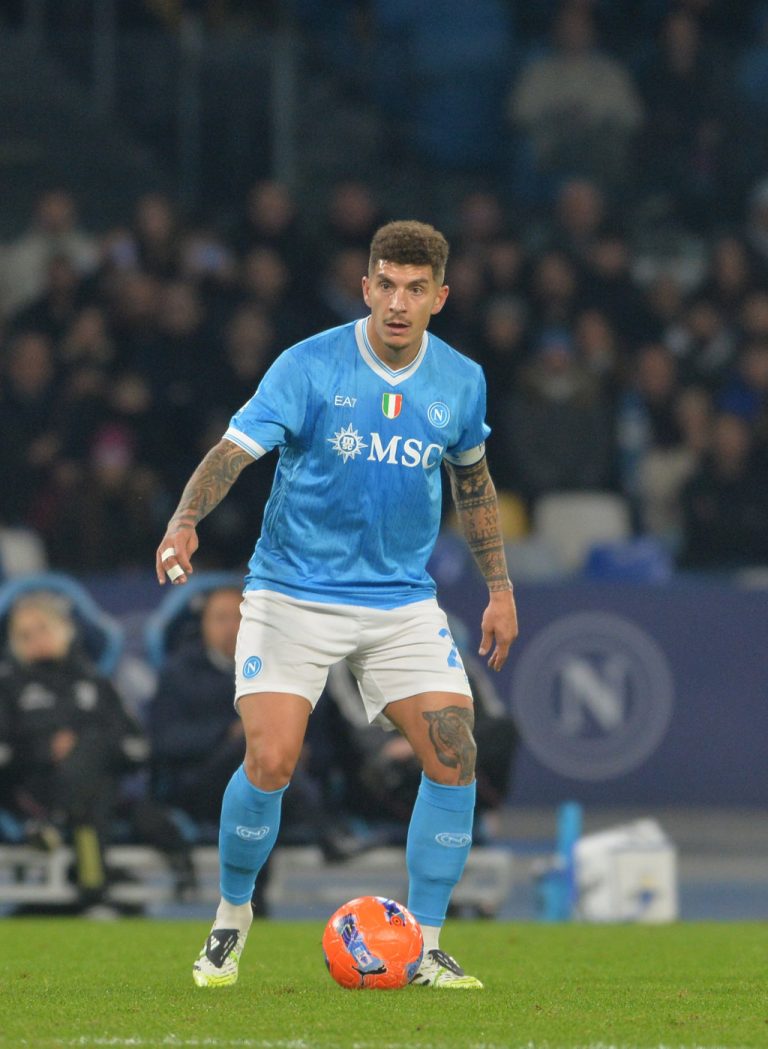 Napoli rimonta a metà contro il Verona