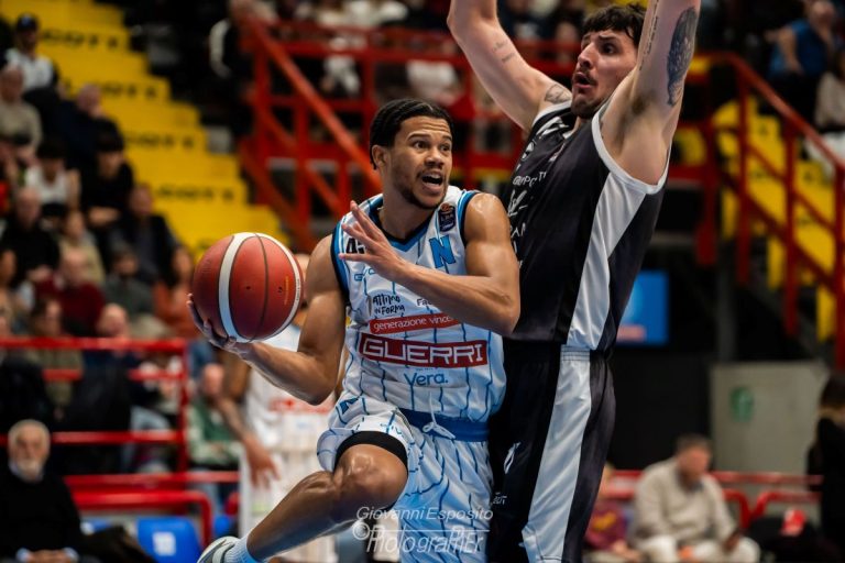 La Guerri Napoli non riesce a vincere in casa con Tortona  che vince per 82 a 76