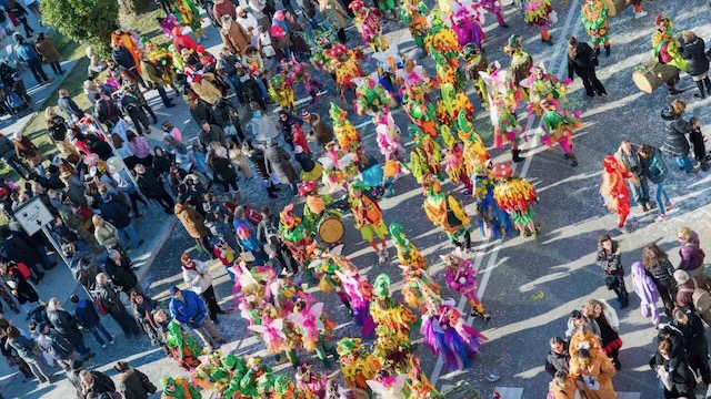Carnevale 2026 in Campania: eventi, sfilate e feste da Napoli alla Costiera